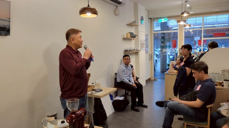 0LINE_ALBUM_2025420 社會關..