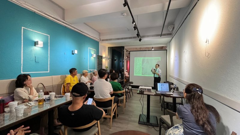 LINE_ALBUM_20240709-讀書會..