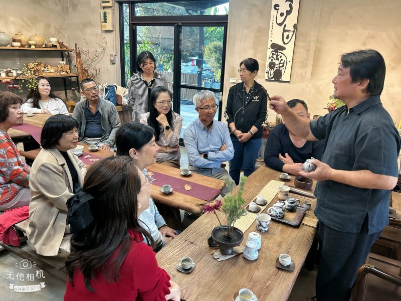 LINE_ALBUM_20251213讀書會..