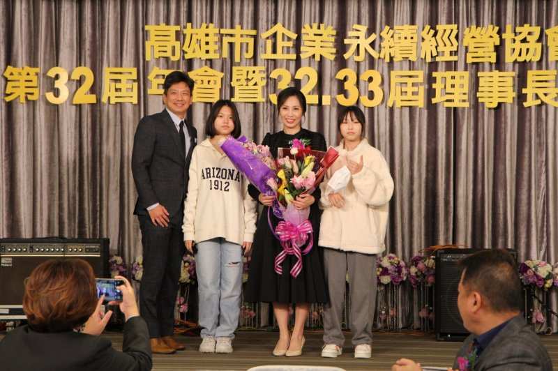 LINE_ALBUM_20221218第32屆..