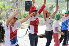 487329_578488225509769_558..