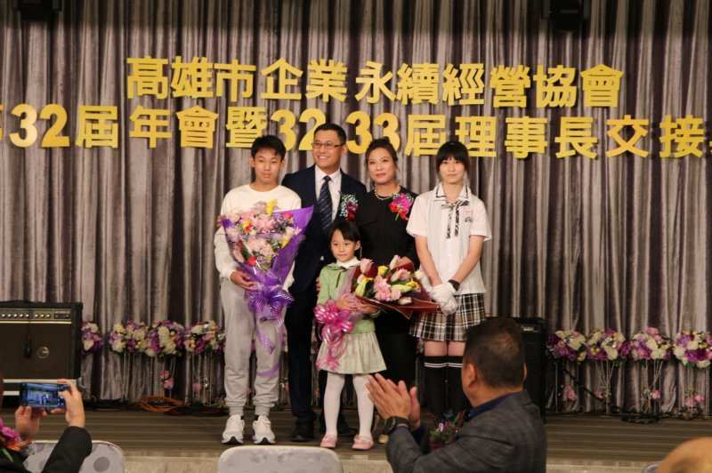 LINE_ALBUM_20221218第32屆..