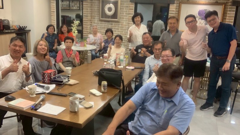 LINE_ALBUM_0610讀書會_2506..