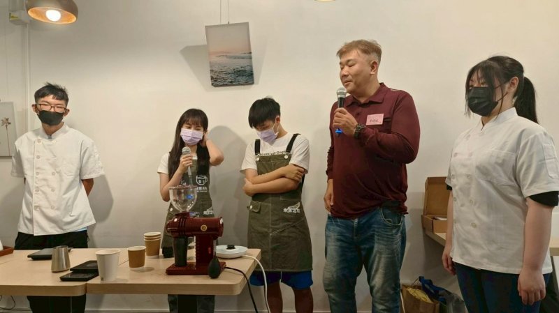 LINE_ALBUM_2025420 社會關..