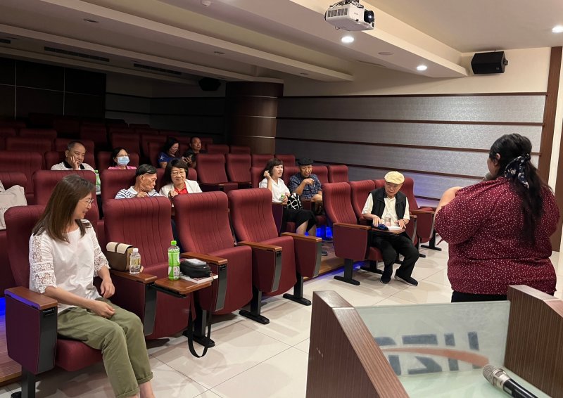 LINE_ALBUM_20240611讀書會..