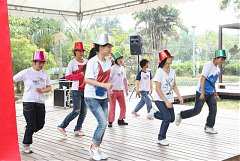 563553_578487322176526_119..