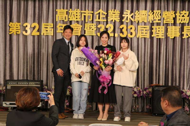 LINE_ALBUM_20221218第32屆..