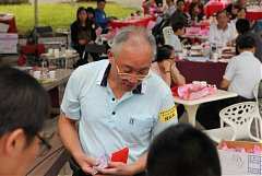 480853_578480702177188_219..