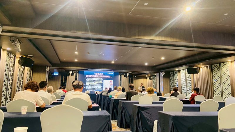 LINE_ALBUM_2025916九月份月..