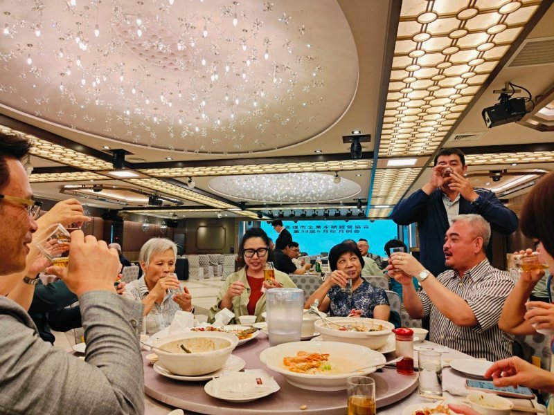 LINE_ALBUM_20240521_5月份..