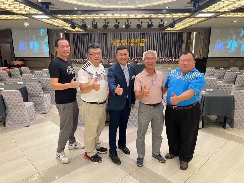 LINE_ALBUM_2023718七月份月..