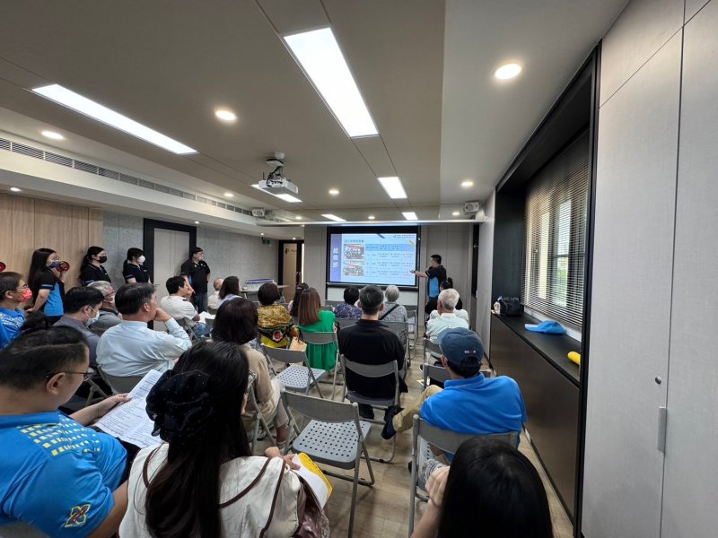 LINE_ALBUM_34屆6月企業參訪..