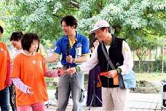 285626_578478812177377_170..