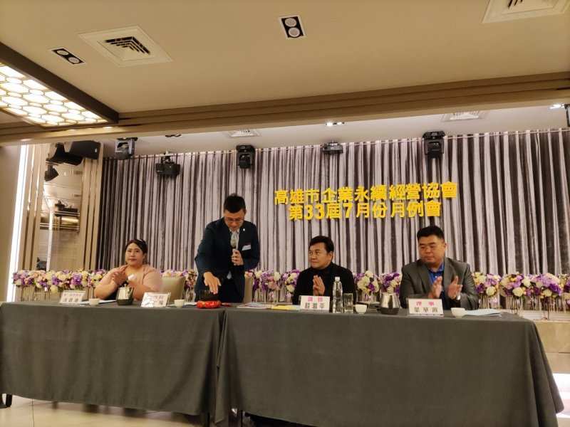 LINE_ALBUM_2023718七月份月..