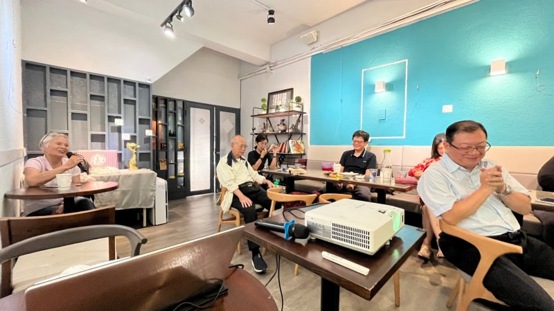 LINE_ALBUM_20241112讀書會-..