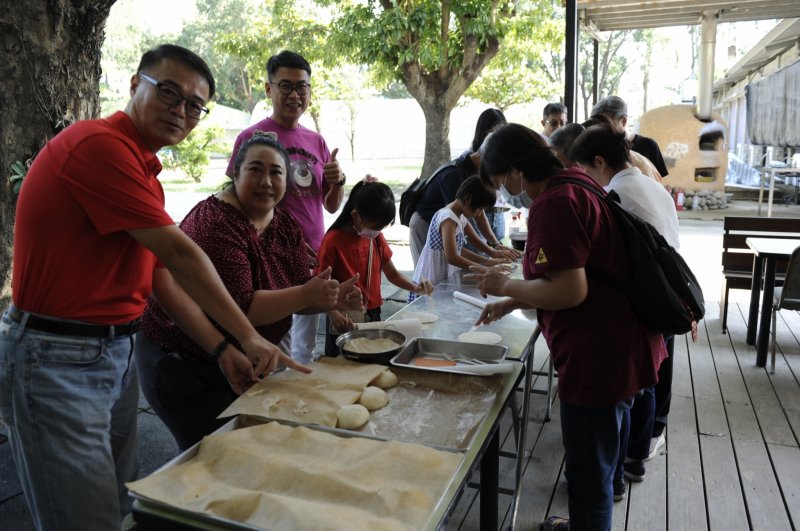 LINE_ALBUM_20241102 新會友..