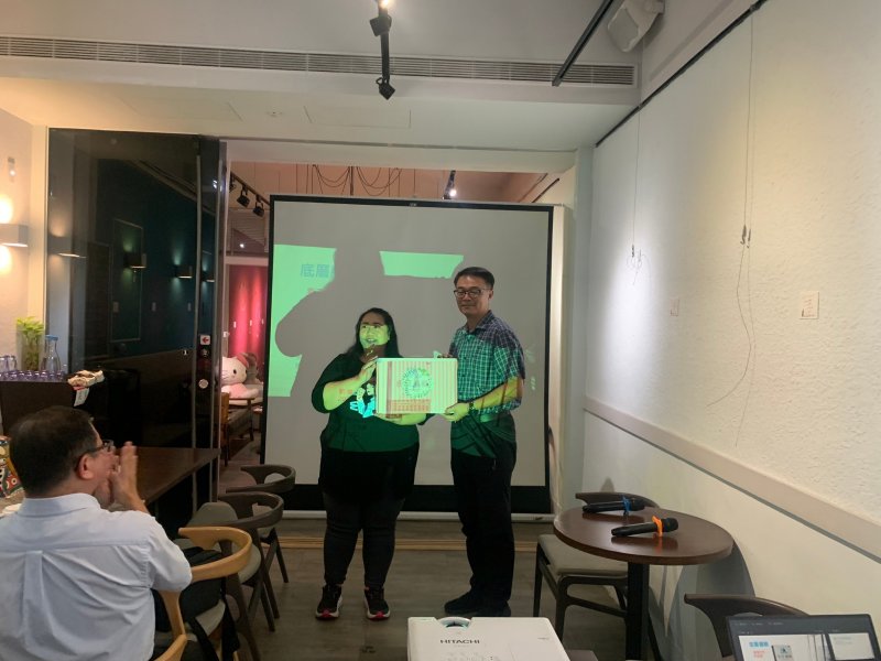 LINE_ALBUM_20241112讀書會-..