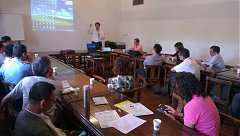 485535_581072521926286_182..