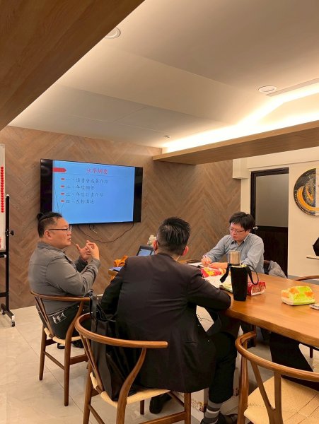 LINE_ALBUM_2026113讀書會_2..