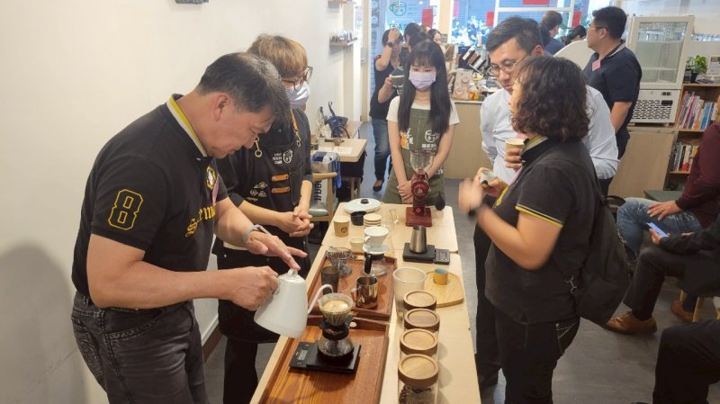 LINE_ALBUM_2025420 社會關..