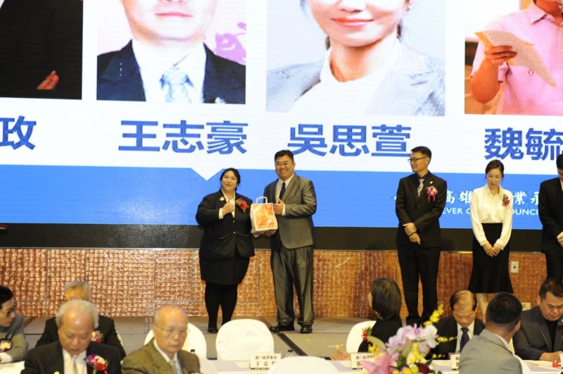 LINE_ALBUM_2024.12.22第34~..