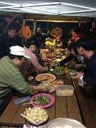 8.晚餐時間，大家上啊！
