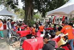 421549_578484318843493_183..