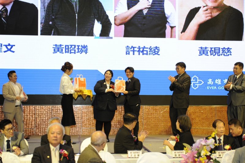 LINE_ALBUM_2024.12.22第34~..