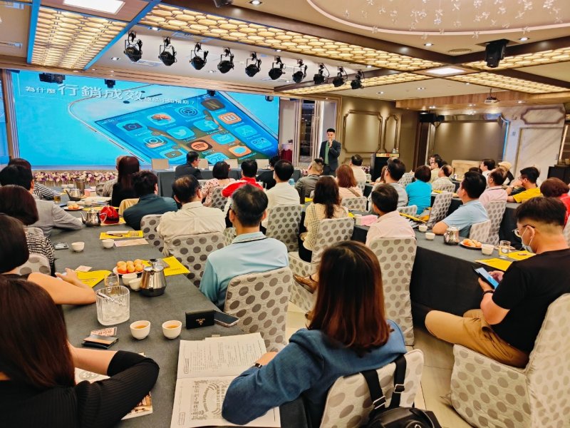 LINE_ALBUM_20240521_5月份..