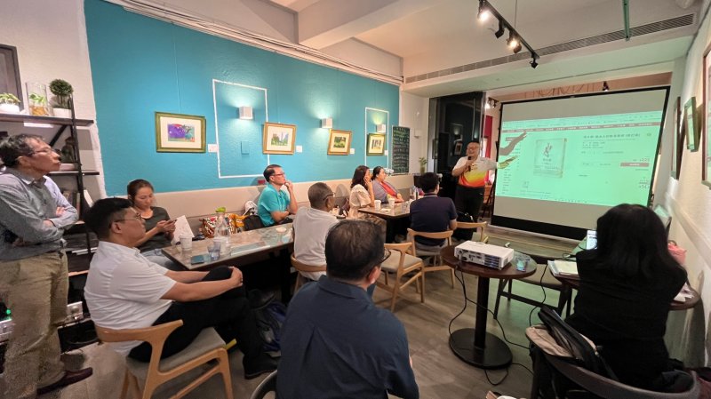 LINE_ALBUM_20241008選書之..