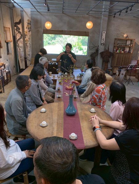 LINE_ALBUM_20251213讀書會..