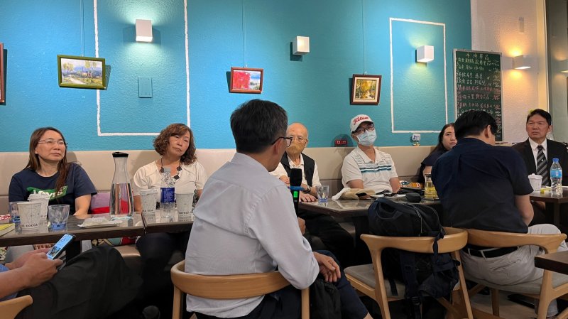 LINE_ALBUM_20240514讀書會-..