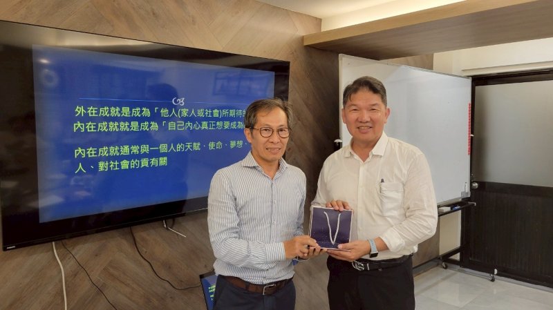 LINE_ALBUM_0610讀書會_2506..