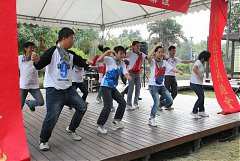 559842_578489175509674_193..