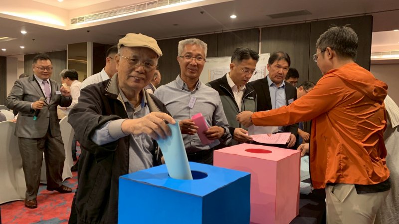 LINE_ALBUM_20251118第36屆..