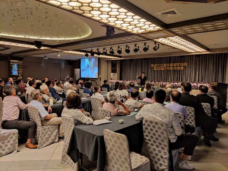 LINE_ALBUM_2023718七月份月..