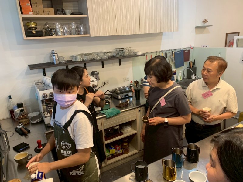 LINE_ALBUM_2025420 社會關..