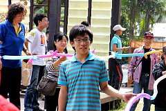 487181_578493502175908_203..