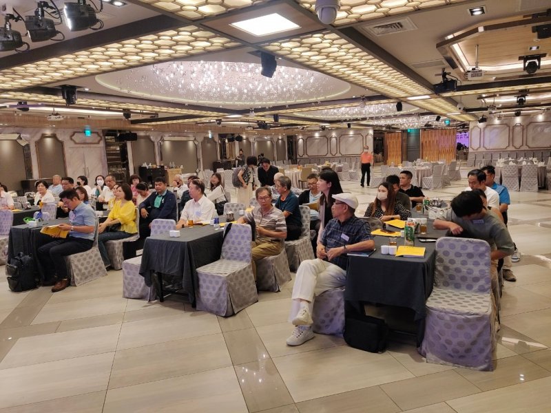 LINE_ALBUM_20240717_7月份..