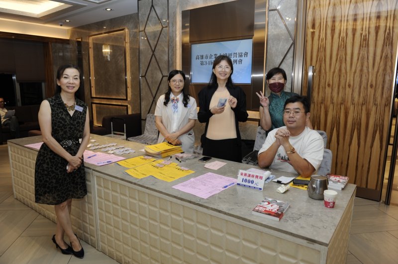 LINE_ALBUM_20240820月例會..