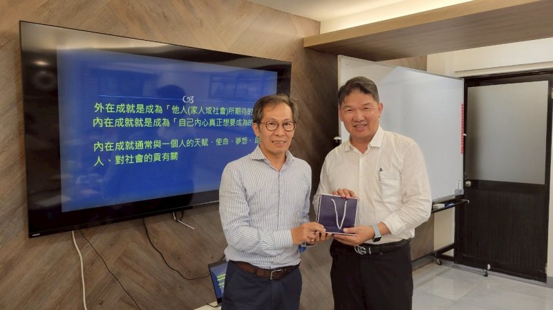 LINE_ALBUM_0610讀書會_2506..