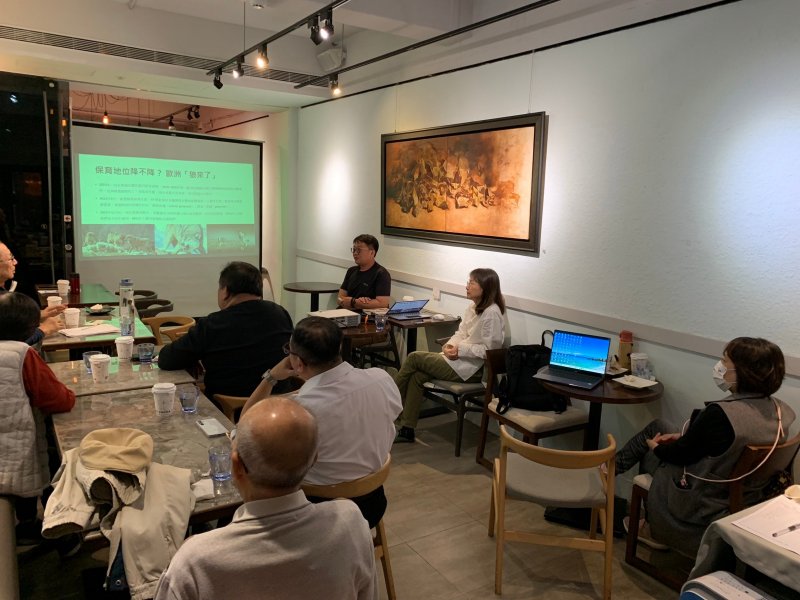 LINE_ALBUM_20241210讀書會_..