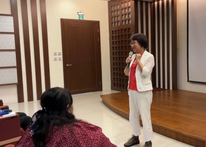 LINE_ALBUM_20240611讀書會..