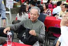 535385_578473802177878_174..