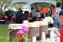 45672_578475708844354_9407..