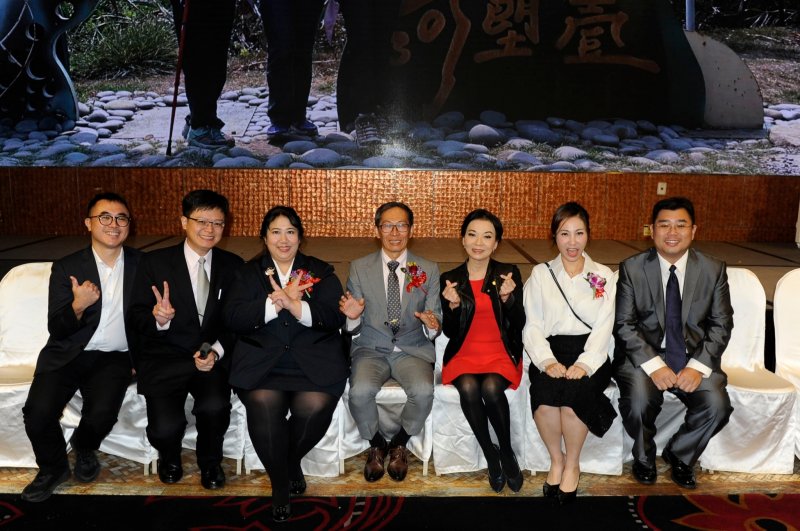 LINE_ALBUM_2024.12.22第34~..