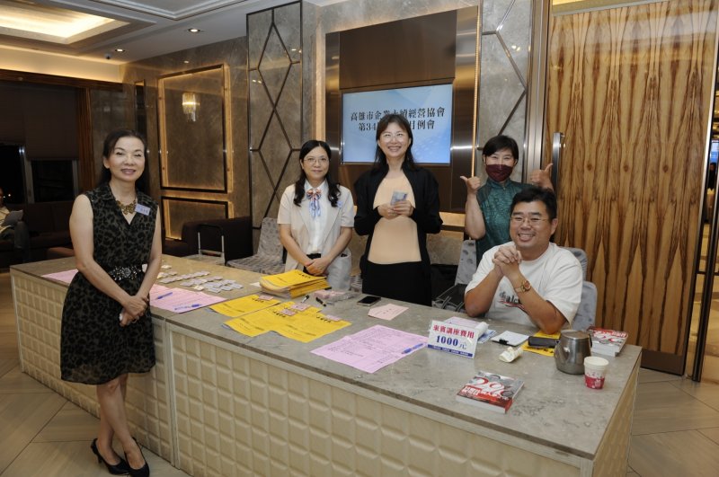 LINE_ALBUM_20240820月例會..