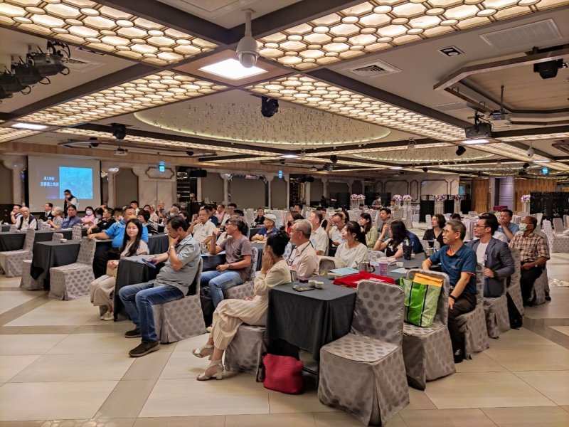 LINE_ALBUM_2023718七月份月..