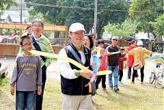 318145_578493138842611_202..