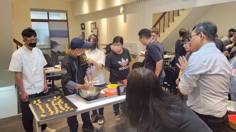 LINE_ALBUM_2025420 社會關..